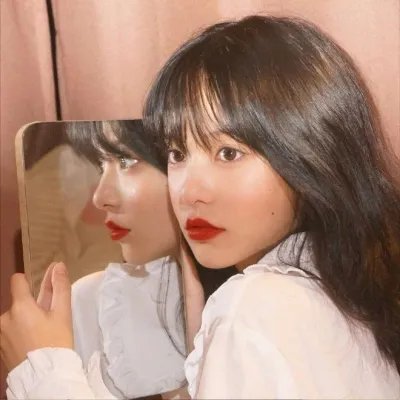 艾曼妞与罗丽妲